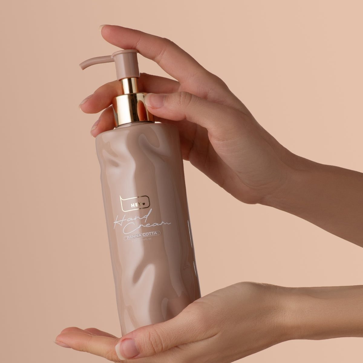 HEYLOVE - Hand Cream Panna Cotta, 300ml