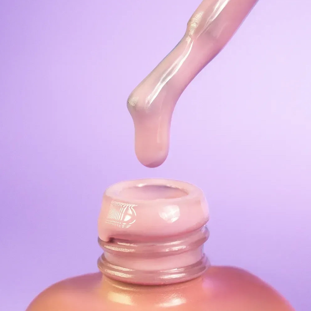 DNKa Cover Base #0033 Esthetic applied to natural nails