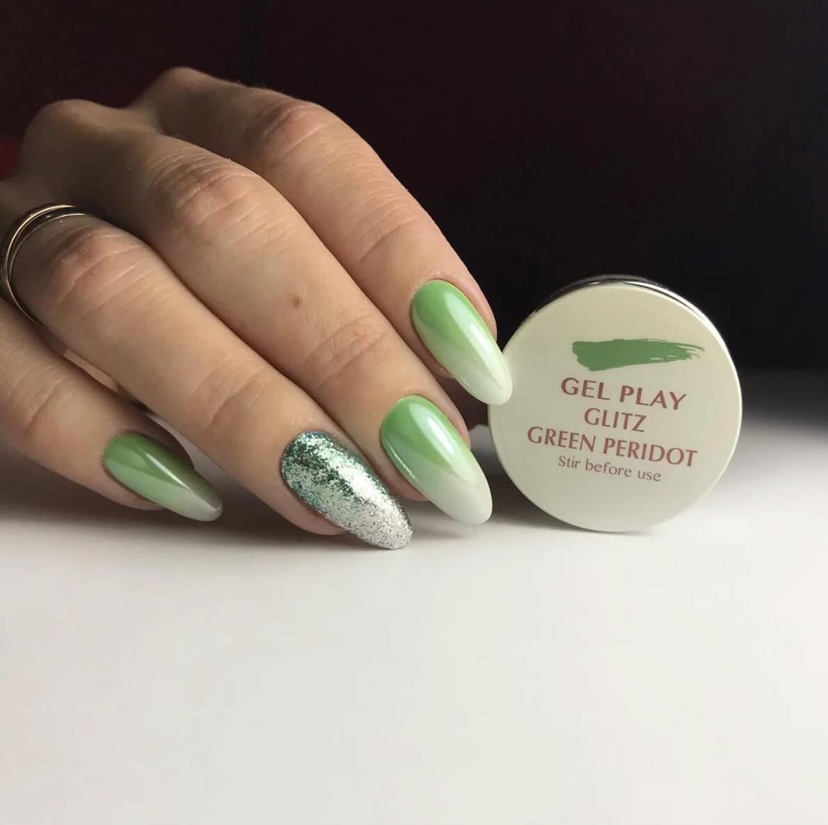 Akzentz Green Peridot Glitz Gel