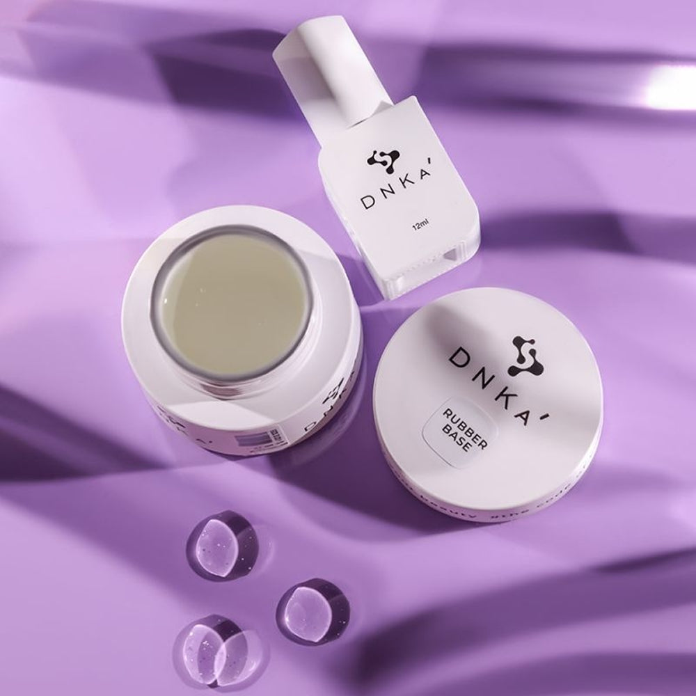 DNKa Rubber Base is a classic rubber base coat designed for strengthening and leveling the natural nail plate.