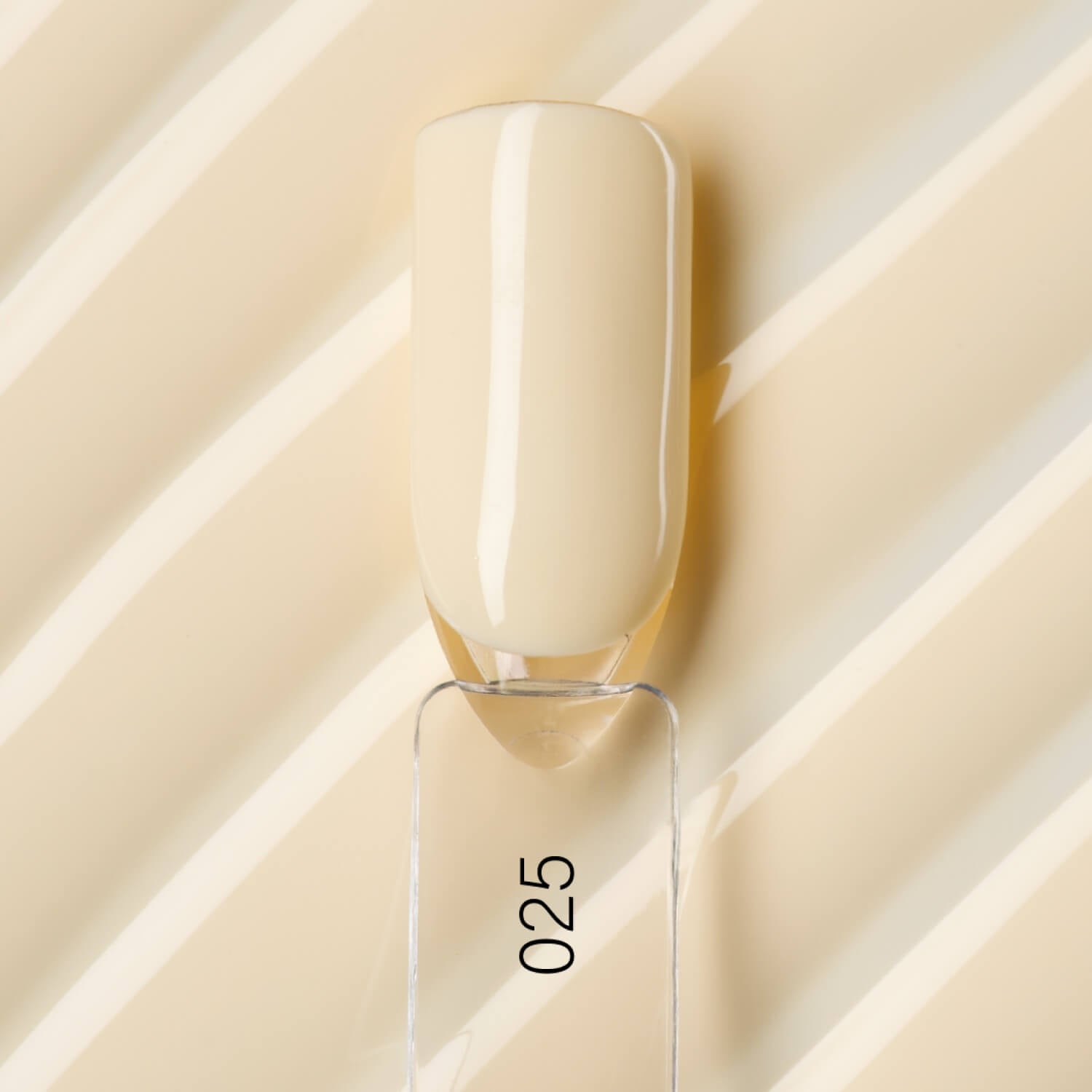 LiNTO gel nail color #025 10ml