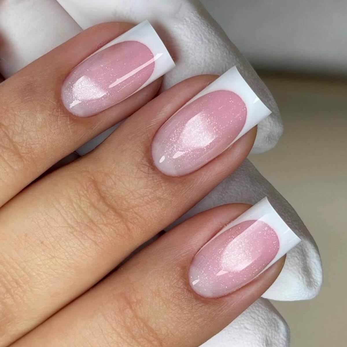 LiNTO Nude Pink Sheen hard gel
