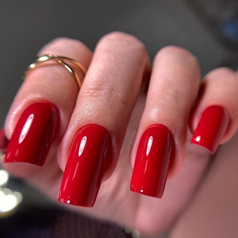 9ml/15ml — Luxio Classy Gel Polish — size comparison