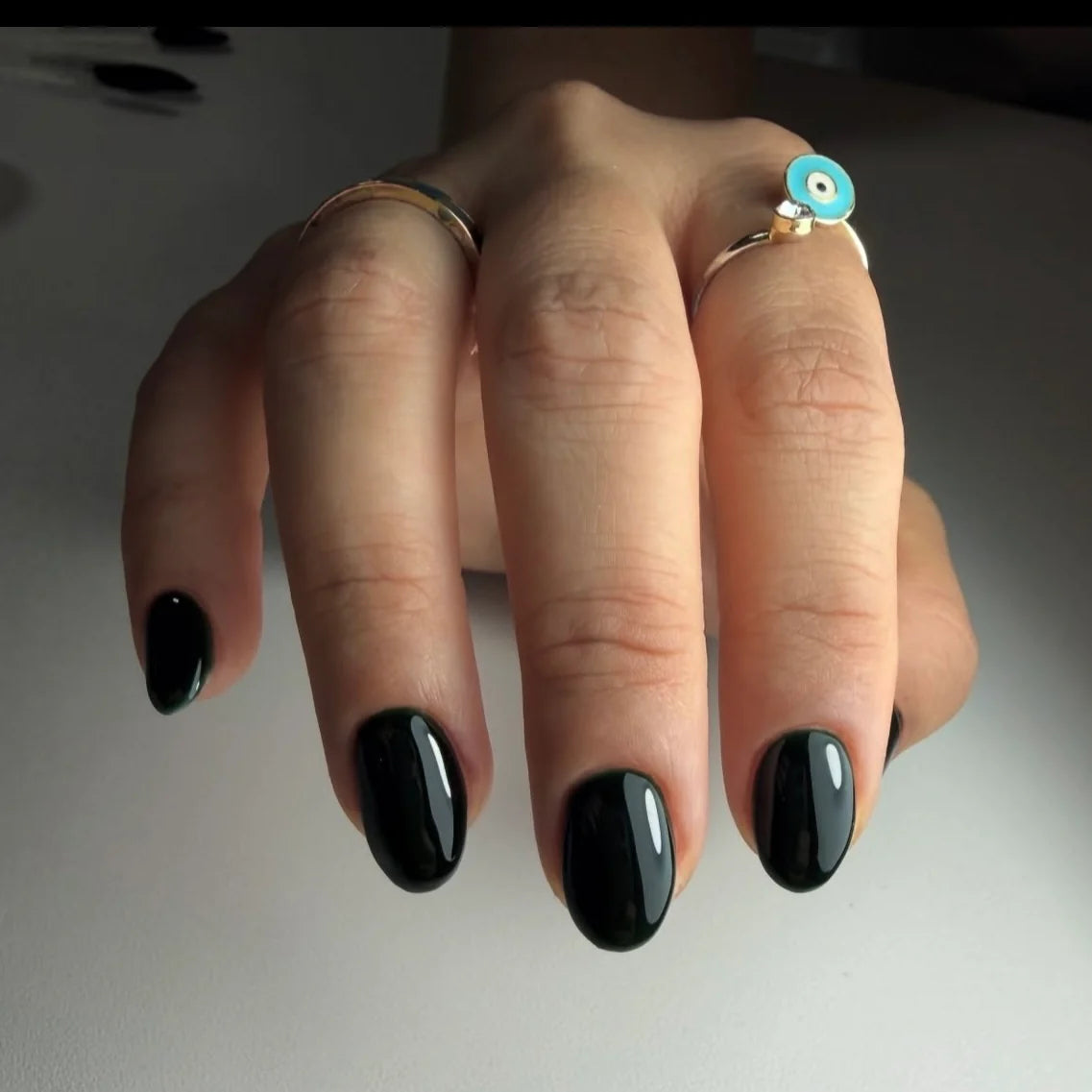 Luxio Gel Polish Envy 15ml