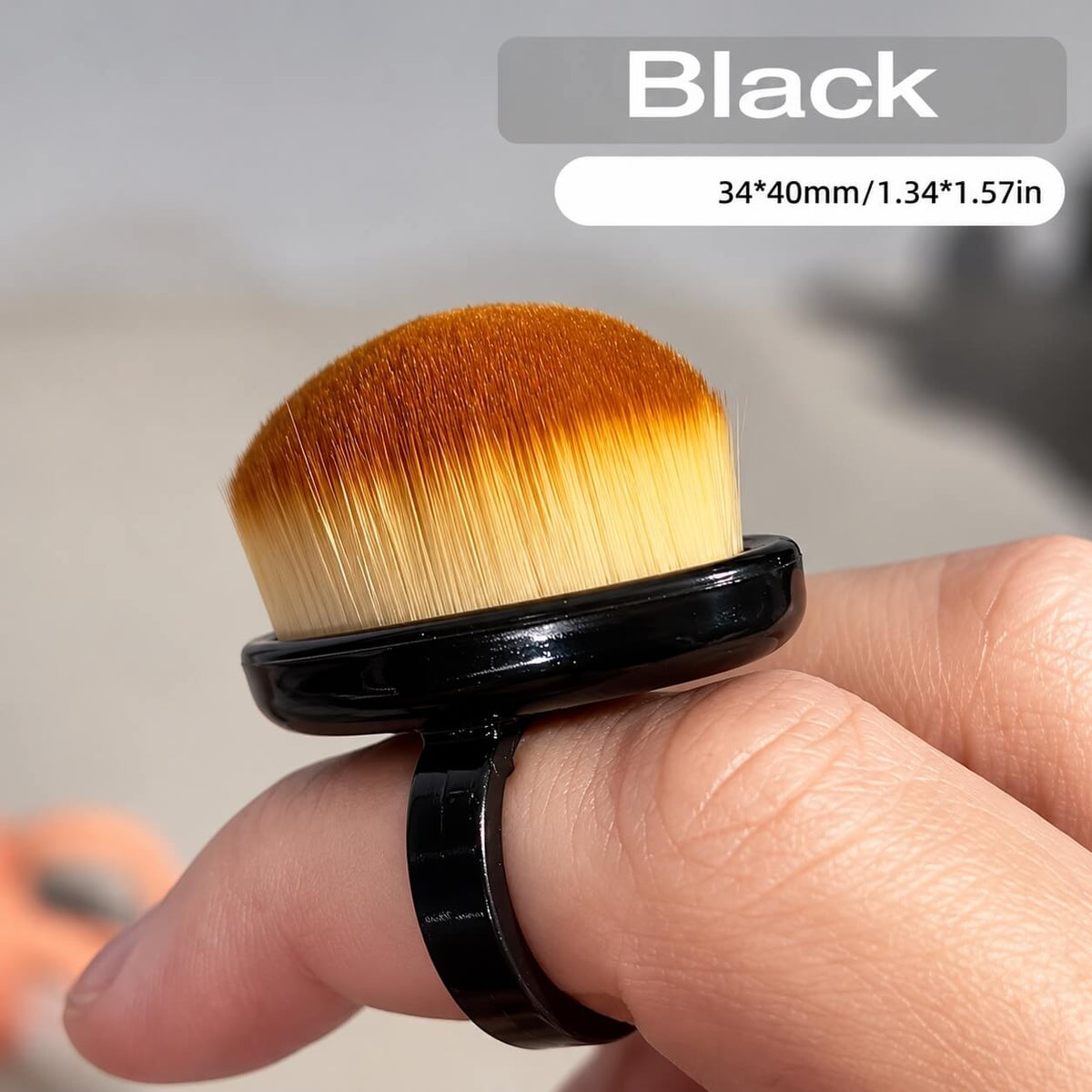 White ring-shaped manicure brush worn on a finger, 34 x 40 mm