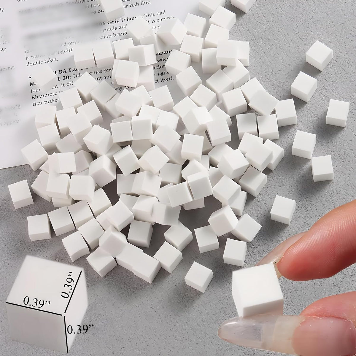 100pcs Soft Nail Sponges with Grabbing Pen - Ombre and Gradient Nail Art Sponge Cubes, 1 cm