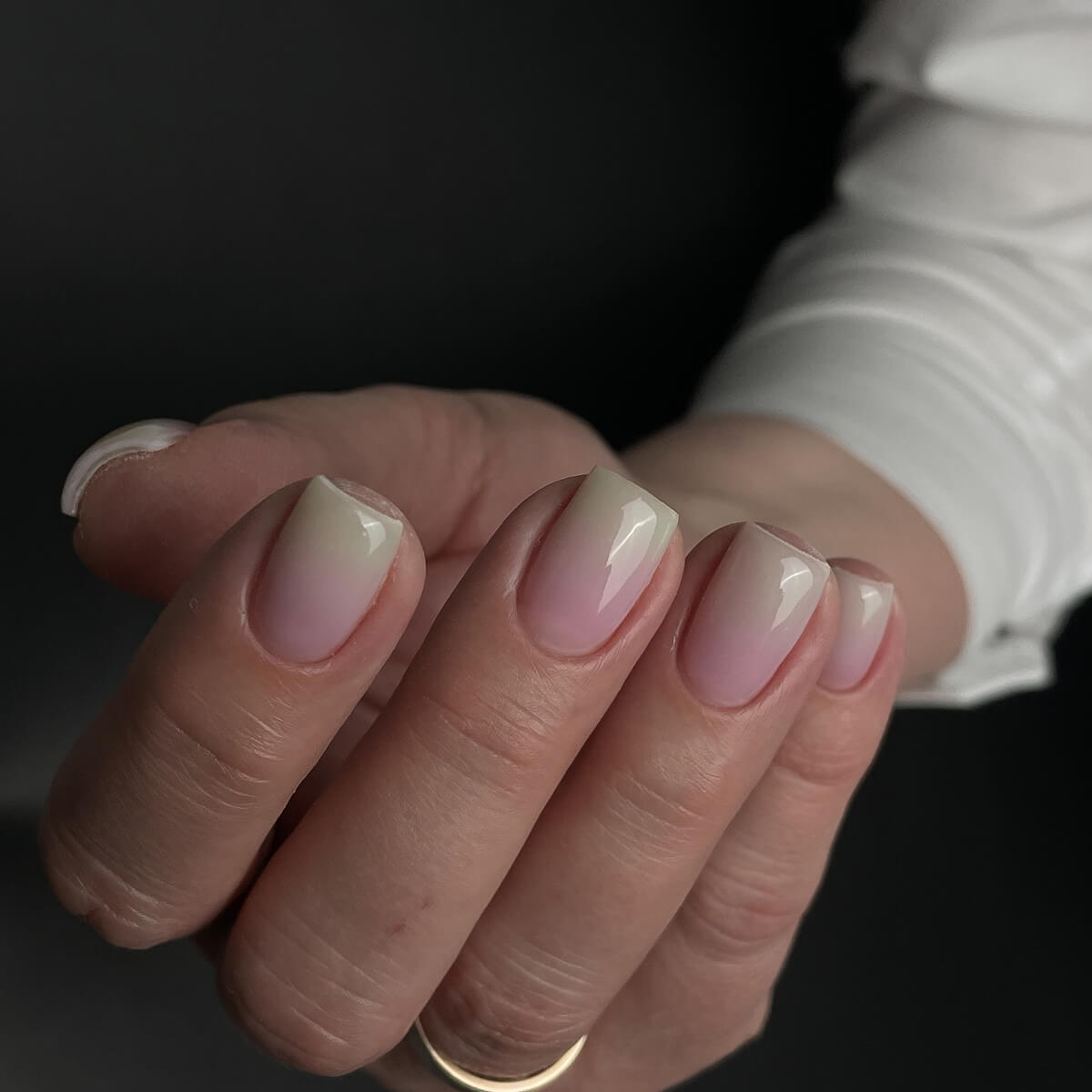 Salmon coral TOUCH Smuzi self-leveling hard builder gel for nails