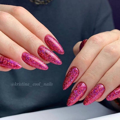 Akzentz Gel Play Dazzle Raspberry, 4g, glitter swatch on nail tip