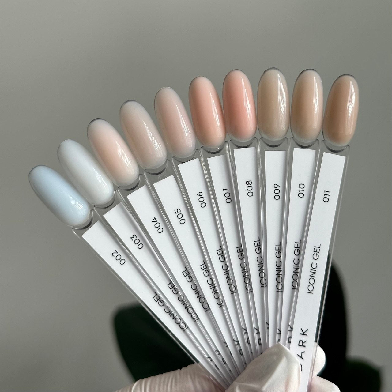 DARK – Iconic Gels