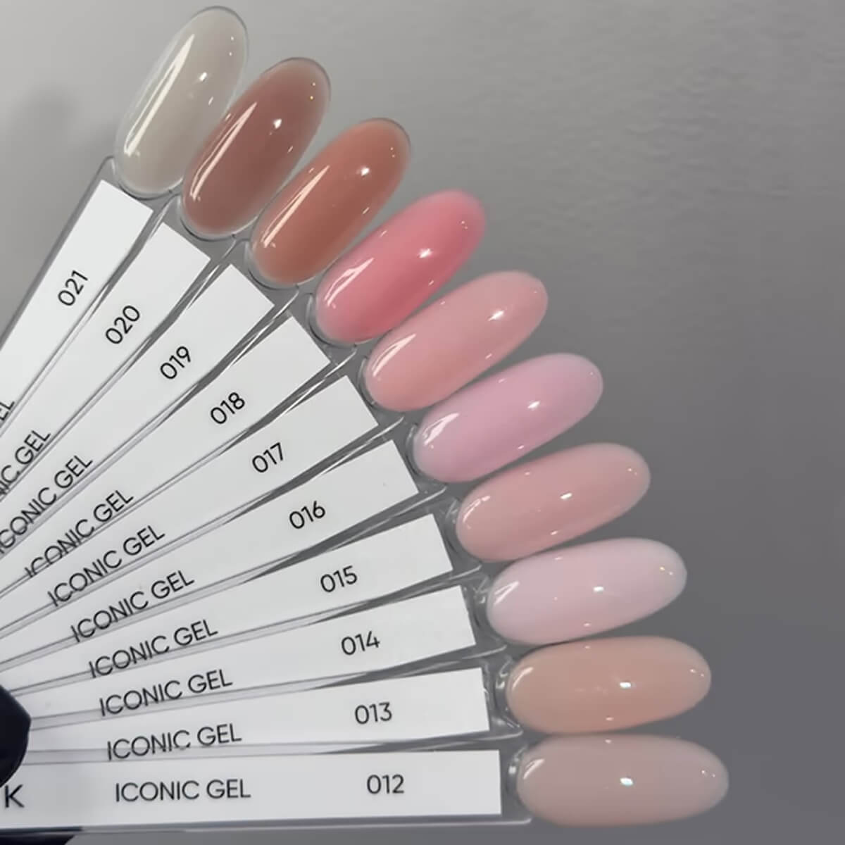 DARK Iconic Gels