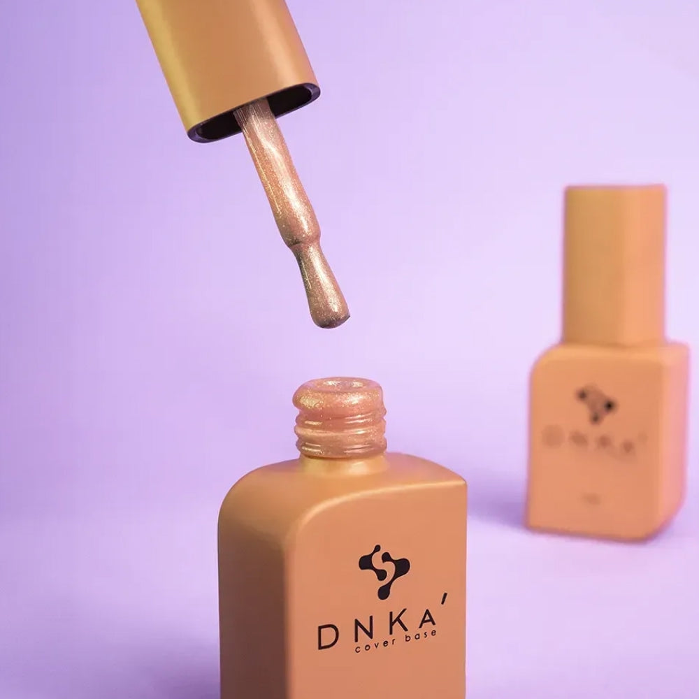 DNKa Cover Base #0030 Luxurious applied to the nail plate
