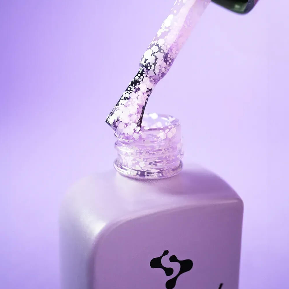 Side-by-side comparison of the 12ml and 30ml Serenity bottles