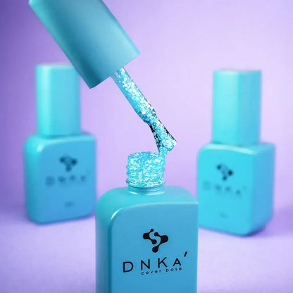 The brush and cap removed from the 30ml Breeze bottle, blue tint visible on the applicator