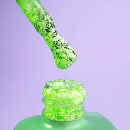 Side-by-side comparison of the 12ml and 30ml Relax bottles