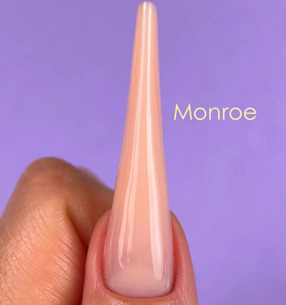 DNKa Top Nail Forms Monroe — single form close-up, arched shape
