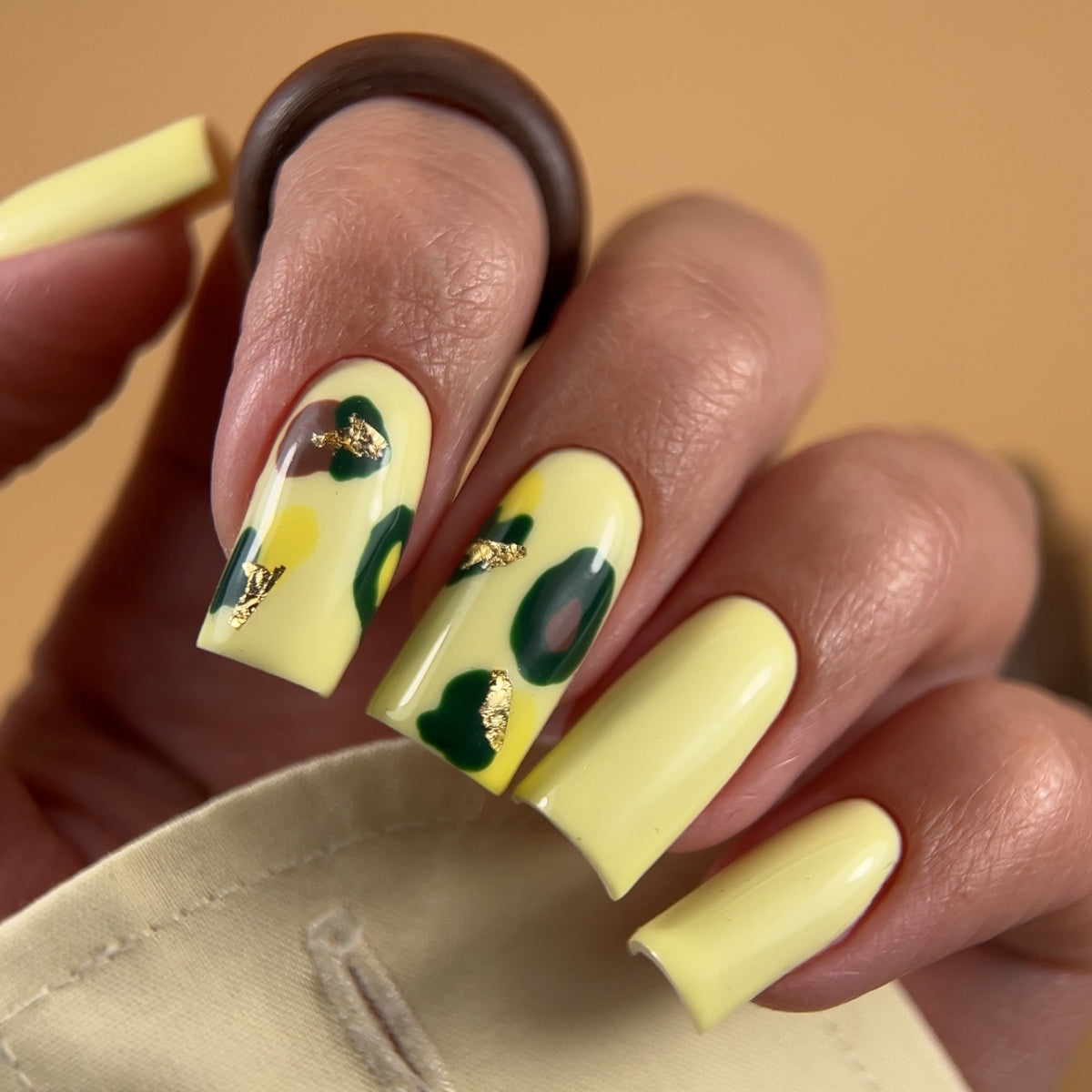 HEYLOVE - Gel Polish Citron, 15ml
