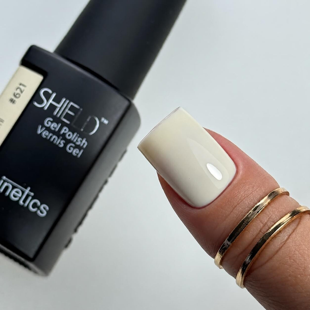 Relive #621 creamy soft gel polish in a black matte bottle