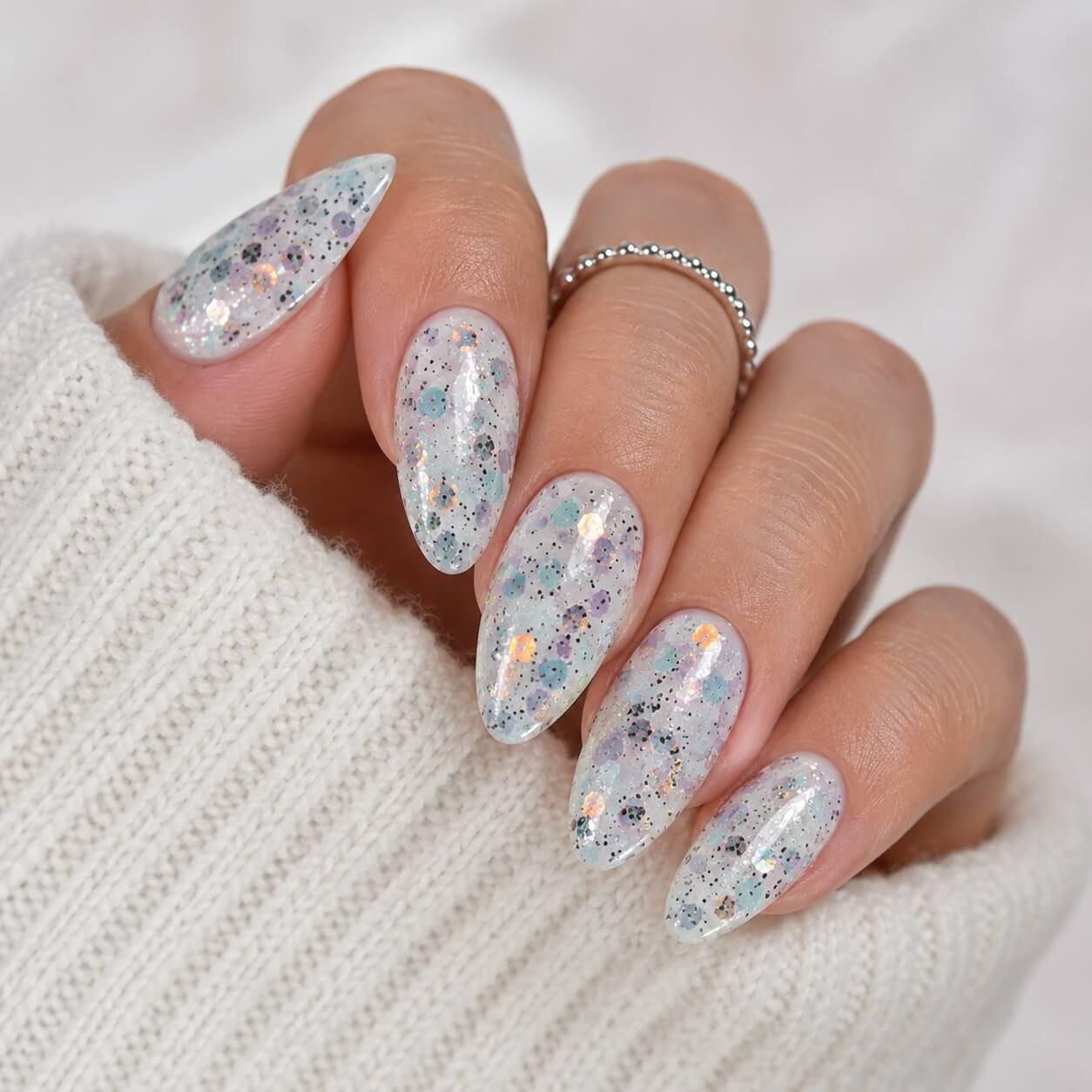 Kokoist Bottle 'N Go BC-59 Aurora Aquarium, 10ml, close-up of large glitter particles