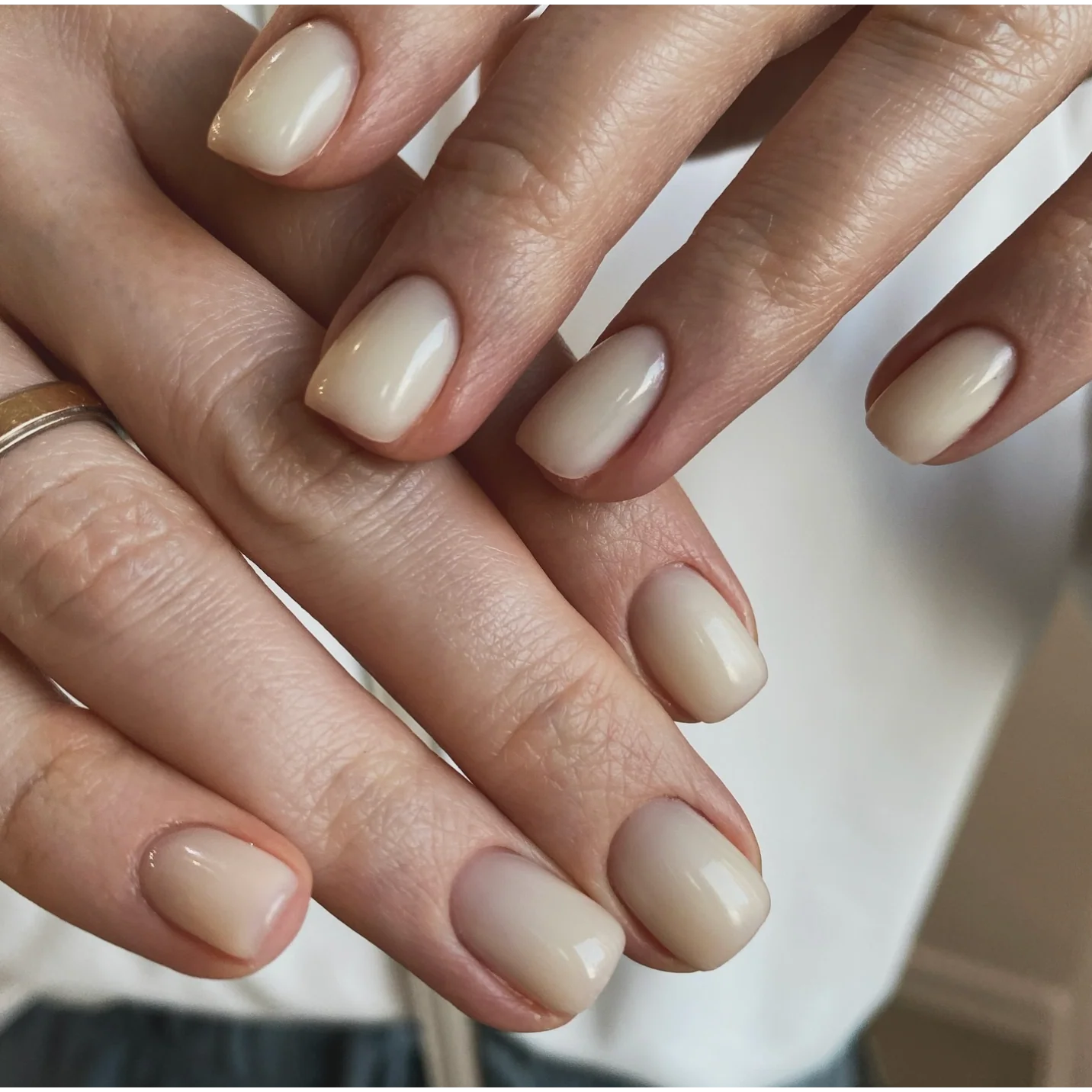 Luxio Linen Gel Polish