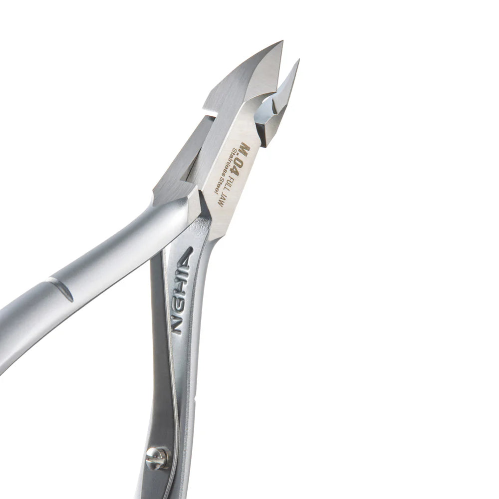 Get smooth, accurate cuts with the Nghia M-04 — perfect for acrylic work