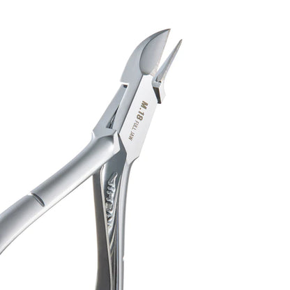 Reliable performance with the Nghia M-18 — sharp, dependable cutting power