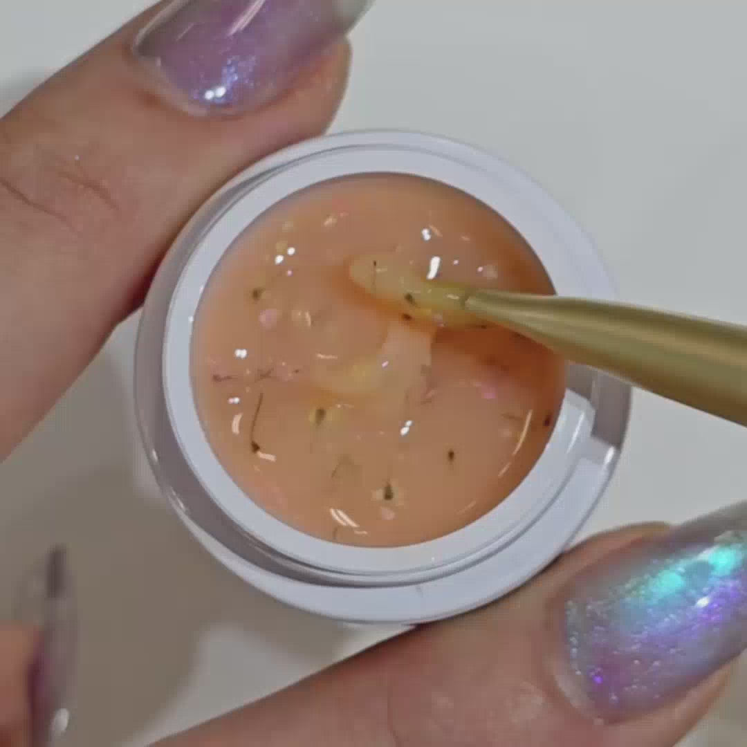 Kokoist Botanical Flower Gel BF-04 Milky Peach, 5g, swatch showing pink and white micro flowers