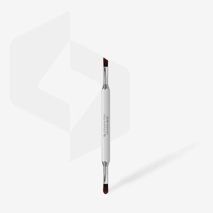 Staleks Exclusive 06/09 Double-Sided Gel Brush — in use leveling gel on the nail