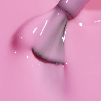 Close-up of Nylon-66 microfibre builder gel application