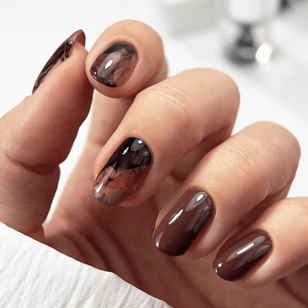 8ml — TOUCH Nail Polish 07 — label close-up, deep brown shade