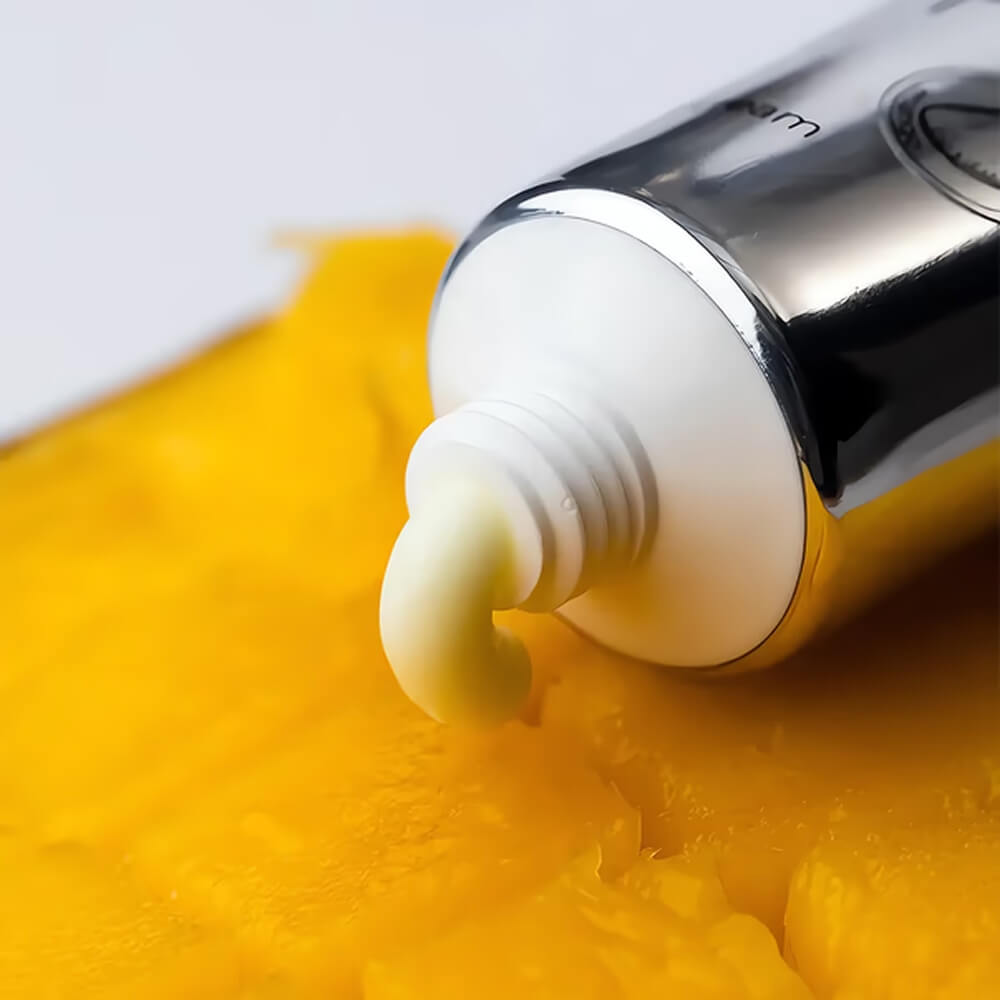 30ml — TOUCH Silver Line Hand Cream Mango — cream texture close-up