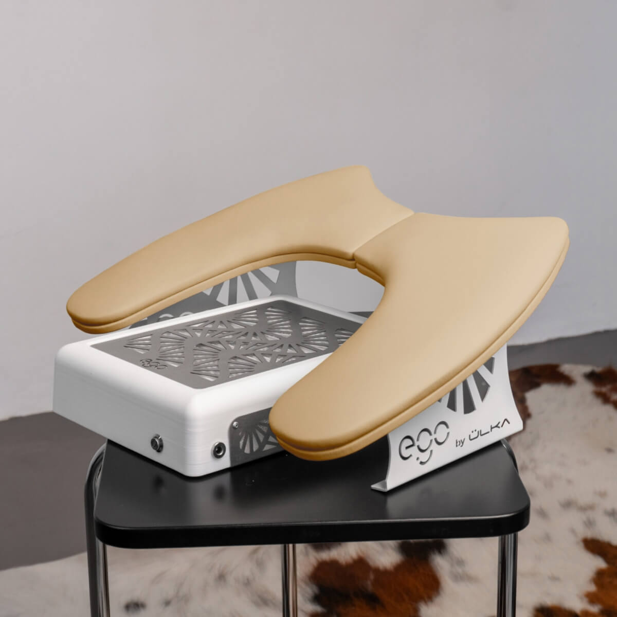 ULKA Arm Rest EGO, beige, side profile showing height
